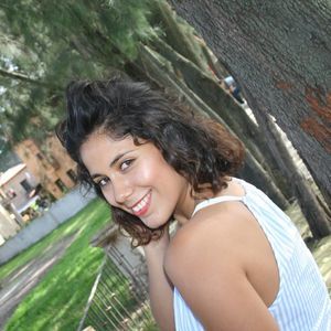 Meet your Posher, Leonor